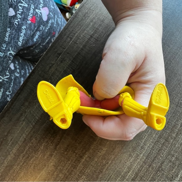 X-Men Generation X Jubilee Loose Marvel Action Figure Toy Biz 1995 Action Figure - Picture 3 of 3